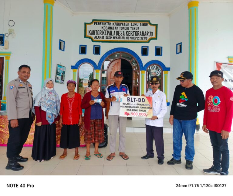 Pemdes-Kertoraharjo-Salurkan-BLT-DD-Tahap-IV-untuk-20-Kepala-Keluarga